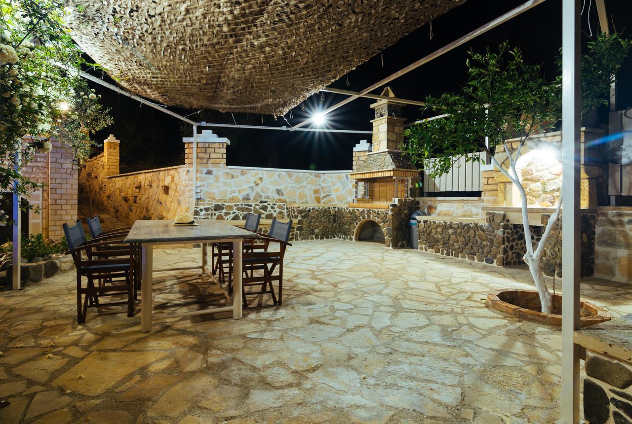 Aristidis Country Villa-Anesis Kamilari Bagian luar foto